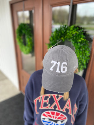 716 | The Hat that Gives Back