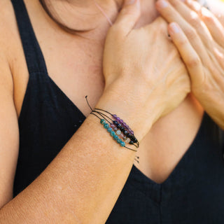 Black Onyx Hummingbird Adjustable Bracelet for Stress Relief